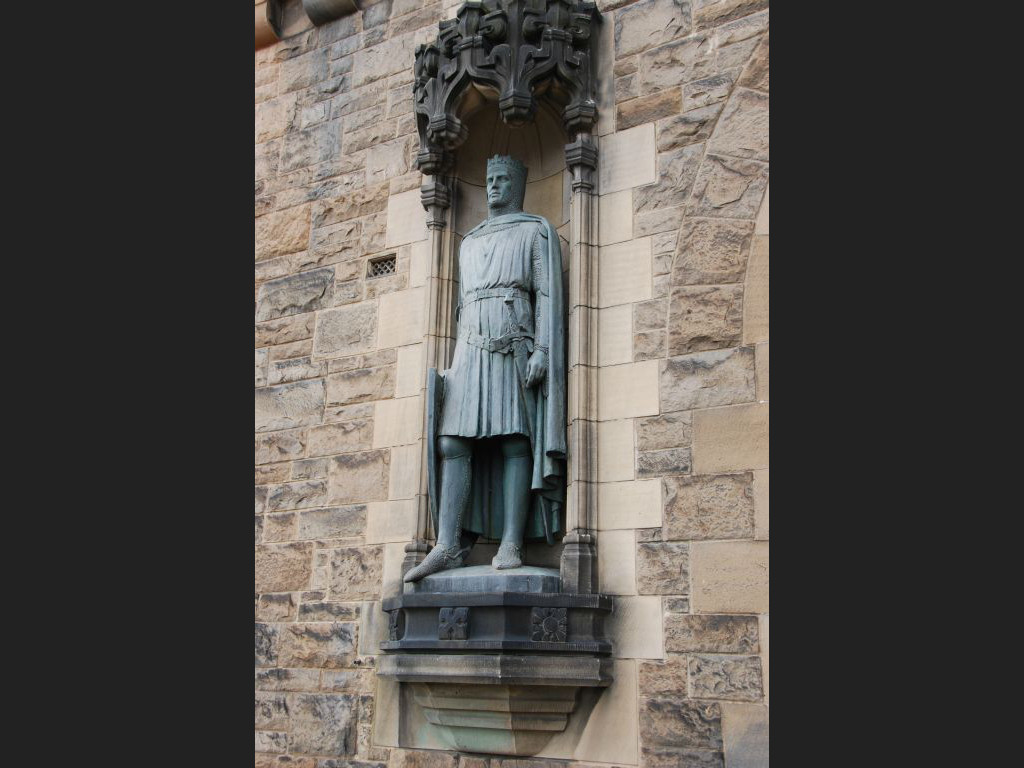 . . .  Robert The Bruce (1274 - 1329).  Both men symbolize Scottish independance from English domination.